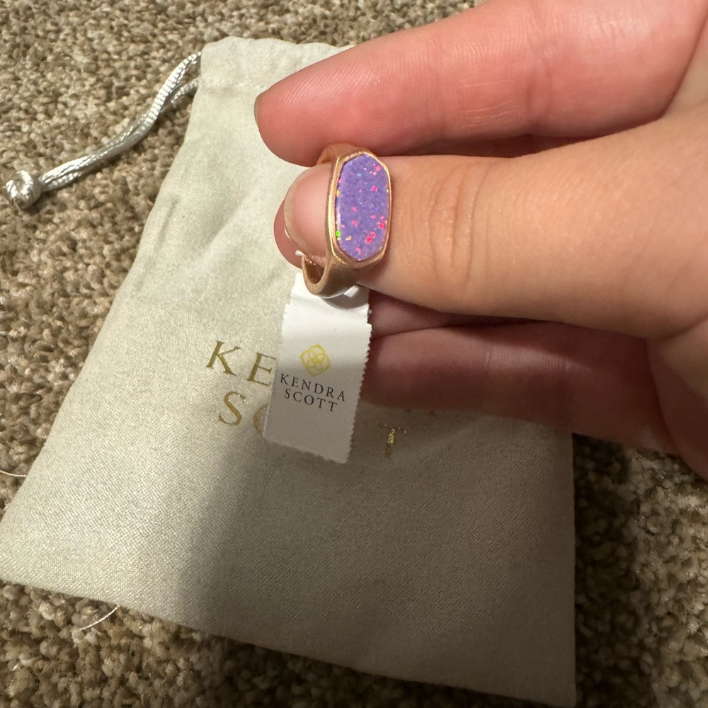 Kendra Scott - NWT Mel Ring Size 8 Gold Hardware